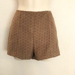 Adorable faux suede Sunday Rumors Shorts. Sz Small